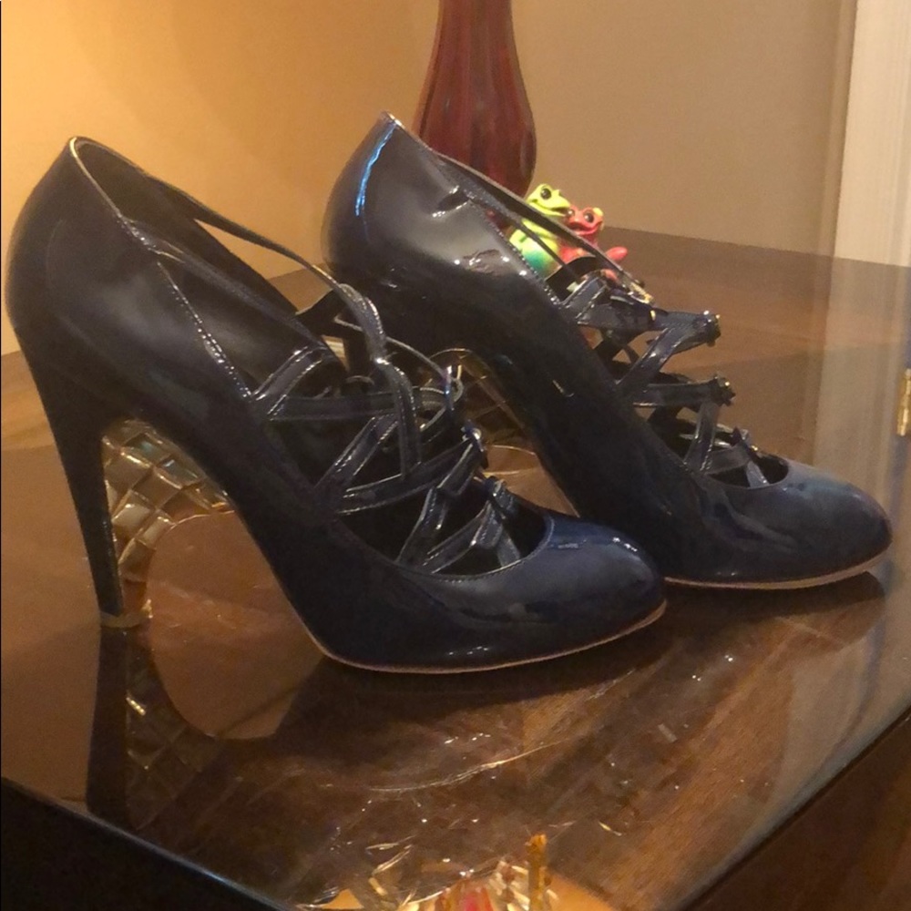Chanel Strappy Heel - Picture 2 of 7